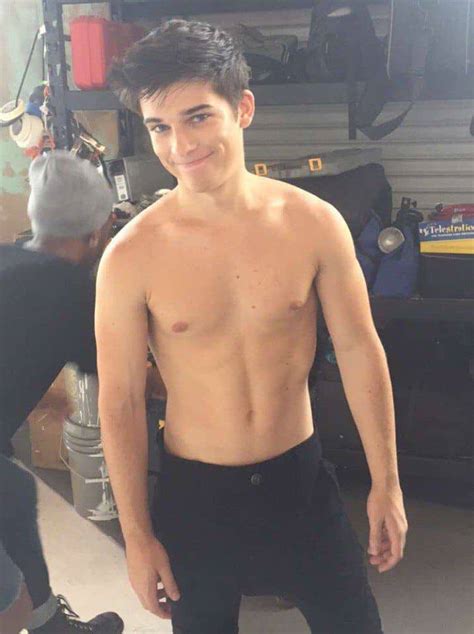 Actor And Model Sean O’donnell Shirtless Fit Males