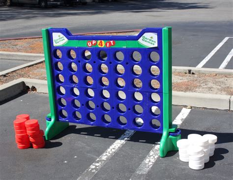 giant connect  giant board games   party rentals