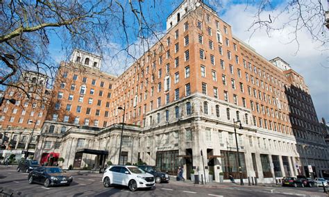 qatari firm buys londons grosvenor house hotel
