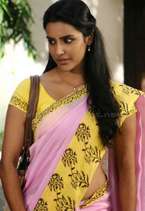 priya anand stuns in saree pictures looks adorable in saree photo