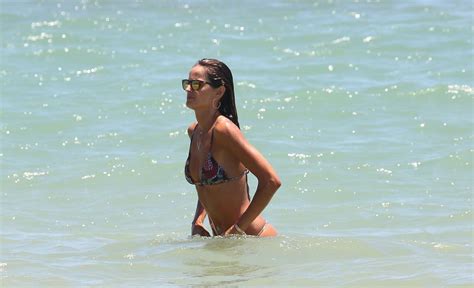 izabel goulart topless 40 photos the fappening