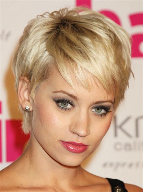 celebrity short hairstyles  oval face curly hairstyles