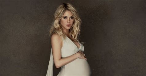 shakira and gerard pique unveil pregnancy photos for