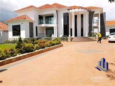 bedroom mansion  sale  muyenga kampala uganda code