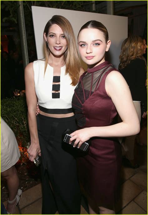 Joey King And Zoey Deutch Bring The Glam To Vanity Fair S