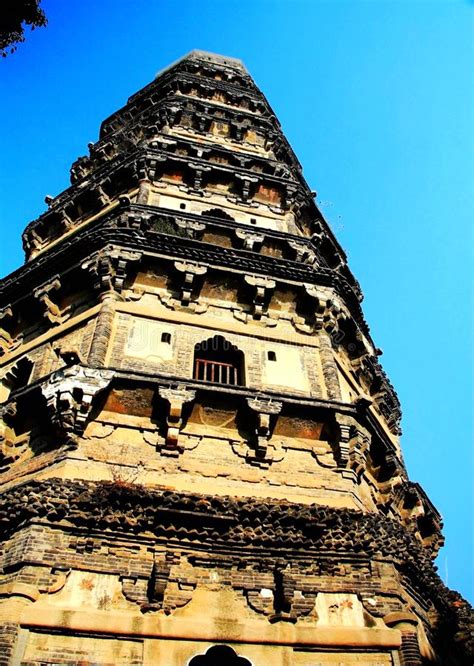 chinese traditional pagoda architecture stock photo image  buddhism