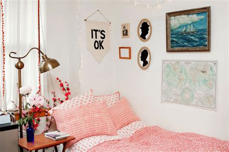 32 ideas for decorating dorm rooms courtesy of the internet huffpost