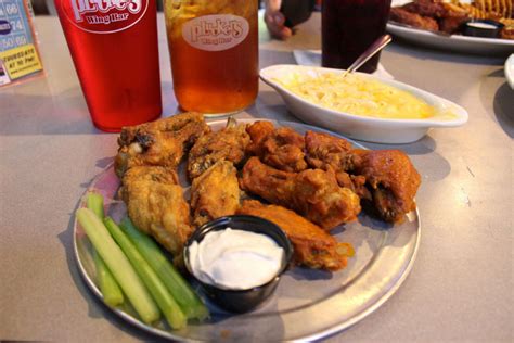 finally  pluckers   fine  awesome houstonia