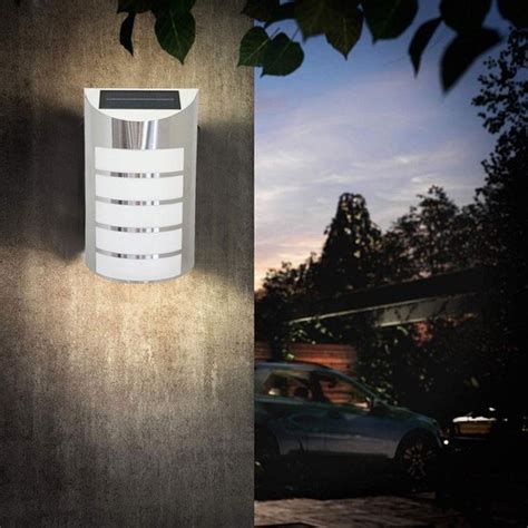 rvs solar led wandlamp lamp voor buiten aan muur op zonne energie met dagnacht sensor