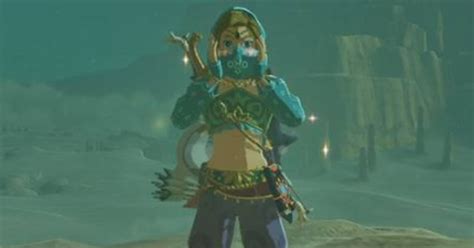 zelda breath of the wild outfits link looks simply fabulous in his women s gerudo suit