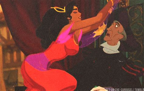 Esmeralda And Frollo S Find And Share On Giphy