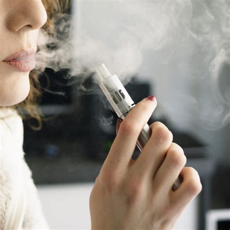 E Cigarette Users Are Less Exposed To Toxins Than The Traditional