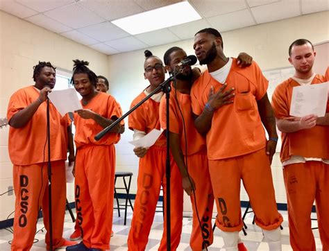At The Nashville Jail Inmates And Songwriters Come Together For A Day