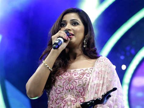 top  female singers  india topcount