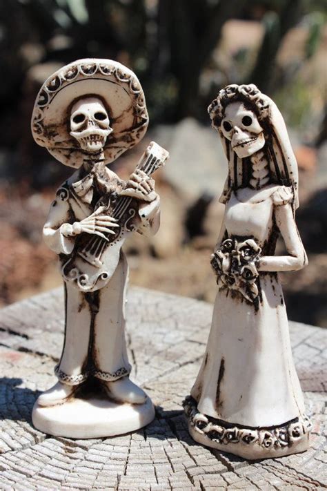 Mexican Kitsch Day Of The Dead Skeleton Couple Decor Cake Etsy Day