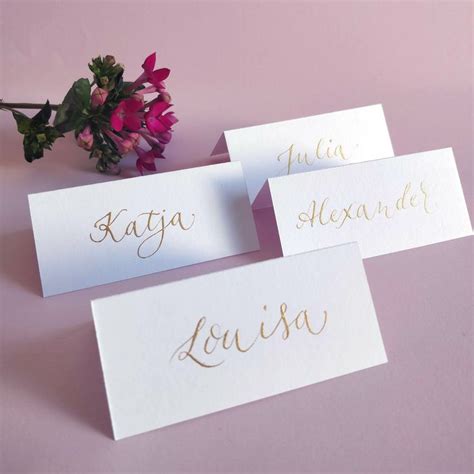 kalligrafie bruiloft naamkaartjes tafelschikking bruiloft naamkaartjes