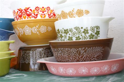 sparkle power my vintage pyrex collection