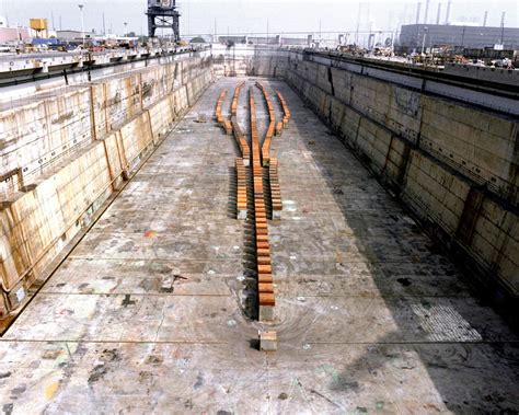 view   support blocks positioned  dry dock    uss