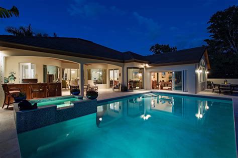 expansive lanai  pool florida decorating house styles home