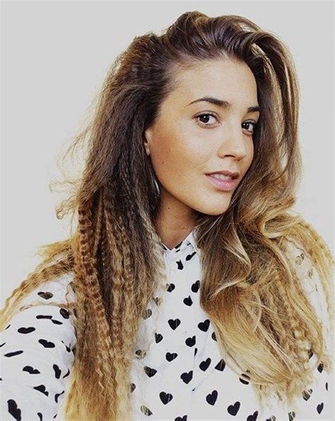 35 Most Alluring Hairstyles For Frizzy Hair Hair Styles 2016 Best