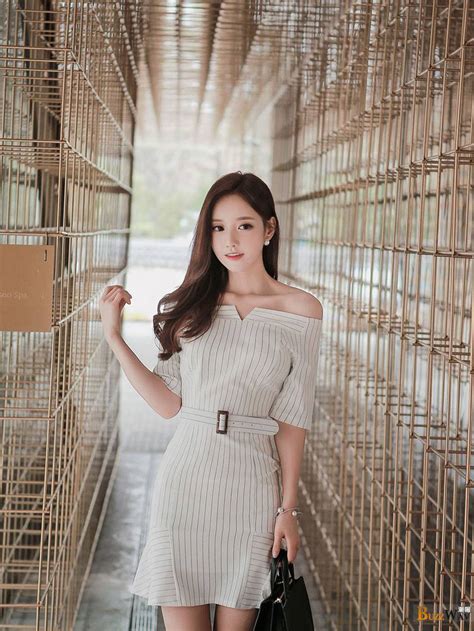 Yoon Ju Stunning South Korean Fashion Model That’s So Captivating Buzzgo