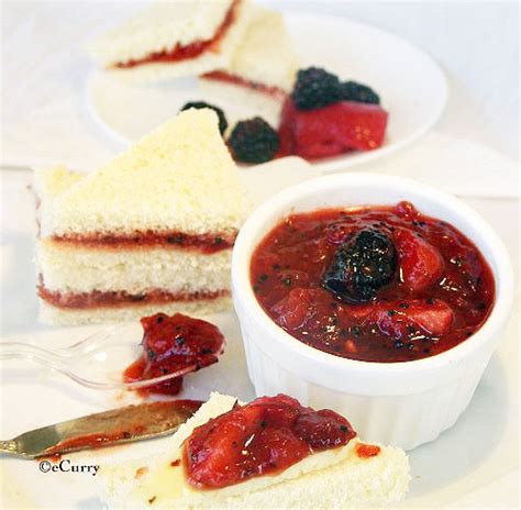 Sweet And Spicy Fruit Chutney Spread The Warmth Ecurry
