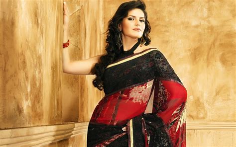 Latest Zarine Khan Hd Pictures Hd Wallpapers Hot Bikini