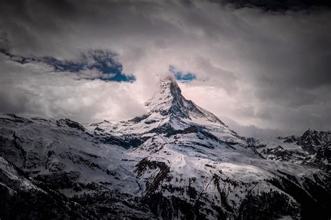 matterhorn   cloudy day zermatt switzerland  oc