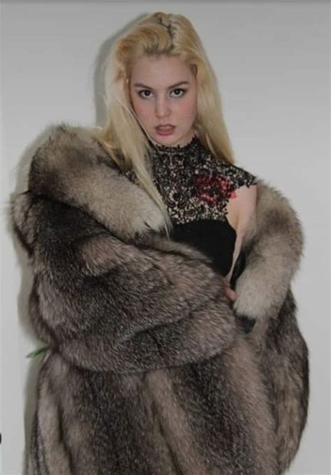 pin by joe pisciotta on fur coats fox fur coat fur