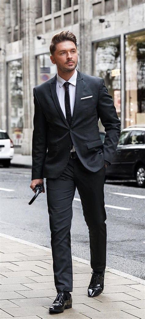25 Different Ways To Style Office Wear Outfits In 2020 Suit Fashion