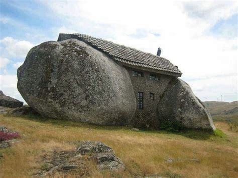 pin  doris  vandruff  amazing architecture house   rock