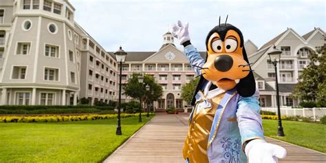 policy limits guests booking room  reservations  walt disney world