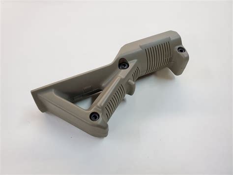 angled foregrip type