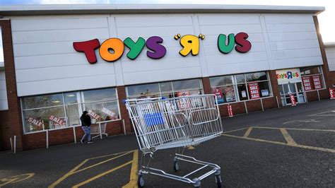 toys   konkurs  usa slar igen alla butiker