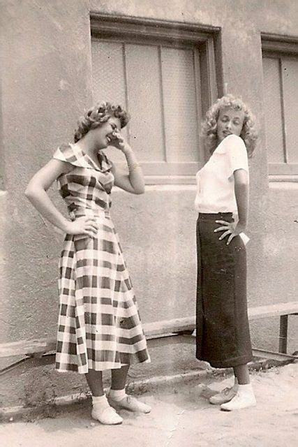 vintage fashion 1950s teenage girls with their doo wop dresses the