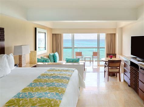 ocean front  bedroom family friends suite grand fiesta americana coral beach cancun