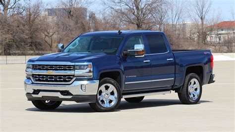 chevy silverado  review  main event   biggest game  town