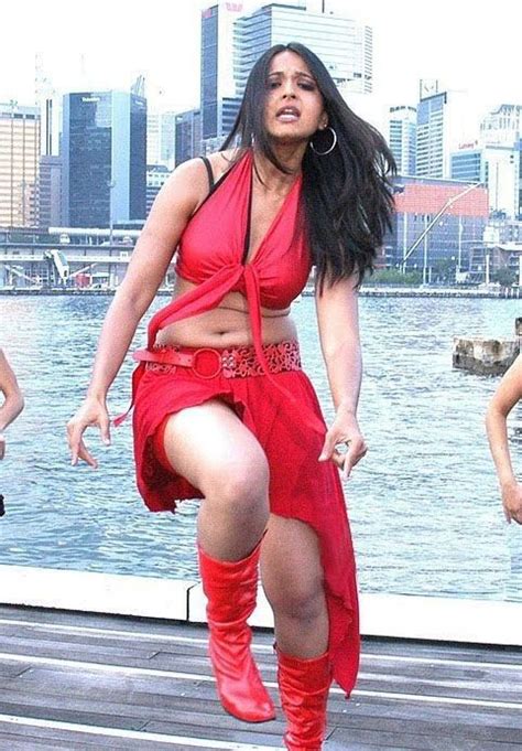 Bollywood Actress World Original Hot Anushka Shetty In Telugu Movie Kaleza