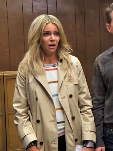 Dee Reynolds It S Always Sunny In Philadelphia Trench Coat