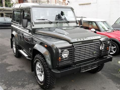 land rover defender seite