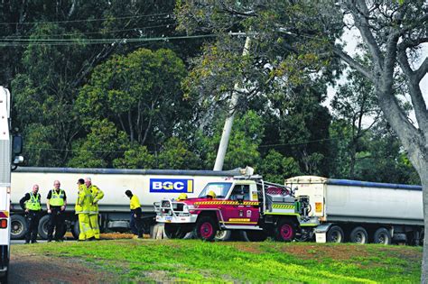 blackout due  truck crash  local examiner