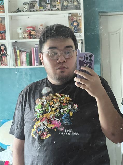 marl on twitter found an old shirt like 2016ish pa na i never wore