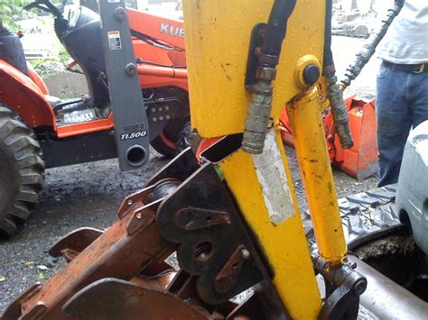 Engineering Question For Repairing Broken Excavator Booms Miller