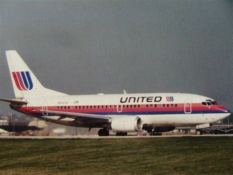 united airlines  livery