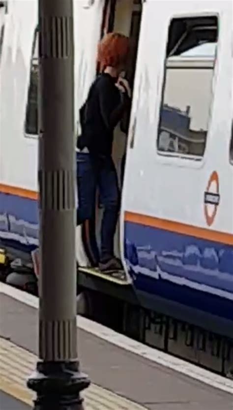 Shocking Moment Brazen Couple Has Sex In Broad Daylight At Busy East