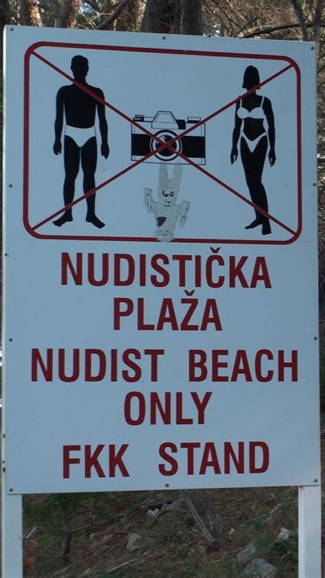 ロクルム島のヌーディストビーチに女が子連れで行ってみた クロアチアでカヤック体験