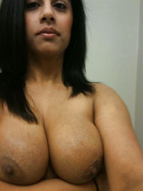 Indian Milf Dimple Office Flashing Nri Desi Big Boobs Slut 6 Pics
