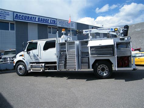 cw  accurate truck bodies  service decks