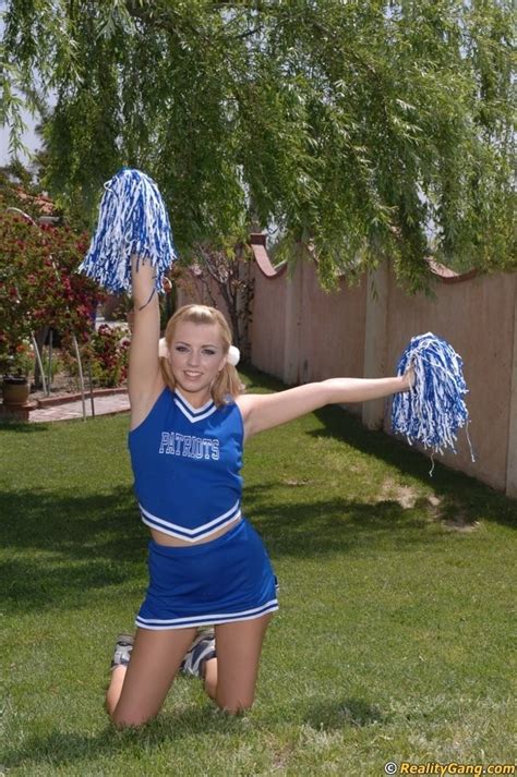 sexy college cheerleader lexi belle get her pussy fucked hard pichunter