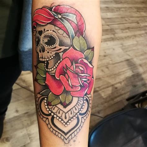 Rockabilly Skull And Roses Tattoo Tattoo Ideas And Inspiration
